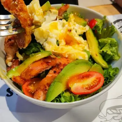 especialidades-galeria-003 ensalda huevo poche - menu - artesanas.com.ar